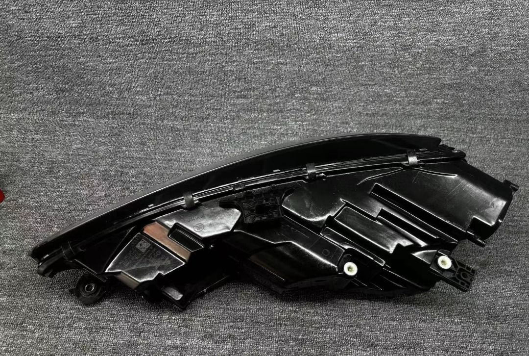 Original Audi A4 B9 LED headlights (2017-2019)